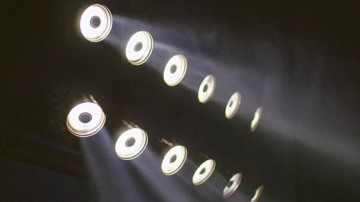 Qu'est-ce qu'une lumière LED OVNI ?